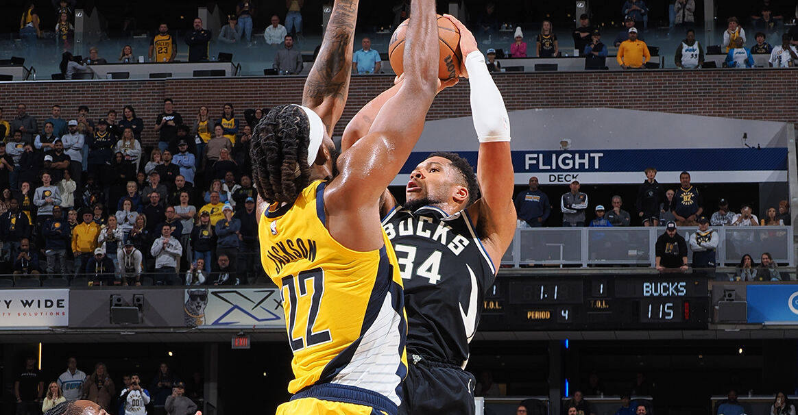 包含今夜密尔沃基雄鹿备战NBA季后赛,绝杀压哨细节曝光,管理层满意,数据趋势出现新变化的词条 包含今夜密尔沃基雄鹿备战NBA季后赛,绝杀压哨细节曝光,管理层满意,数据趋势出现新变化的词条