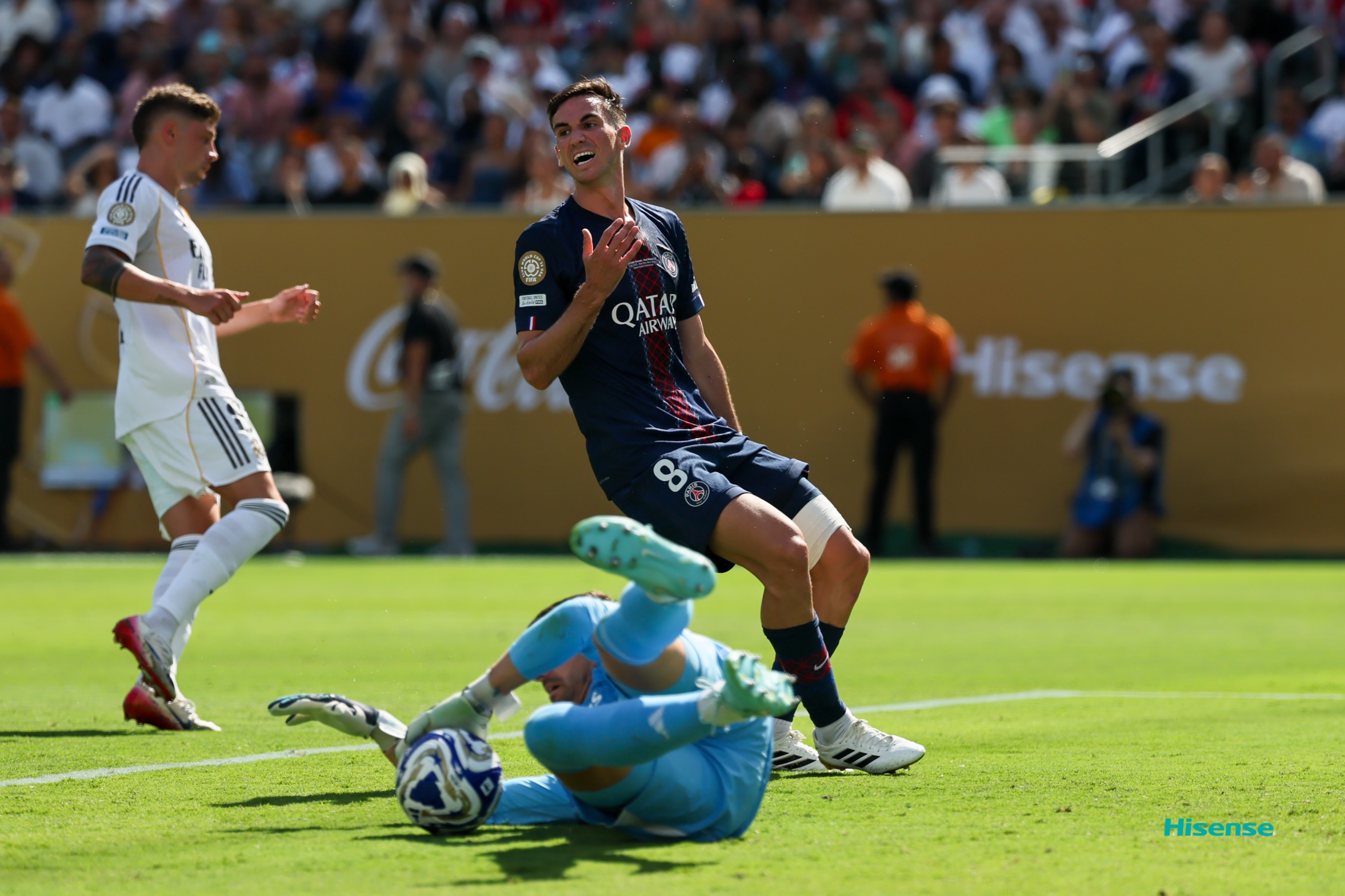 意大利杯倒计时，巴黎圣日耳曼冲刺阶段绝杀压哨，细节引发关注，媒体盛赞，身体对抗强度拉满的简单介绍