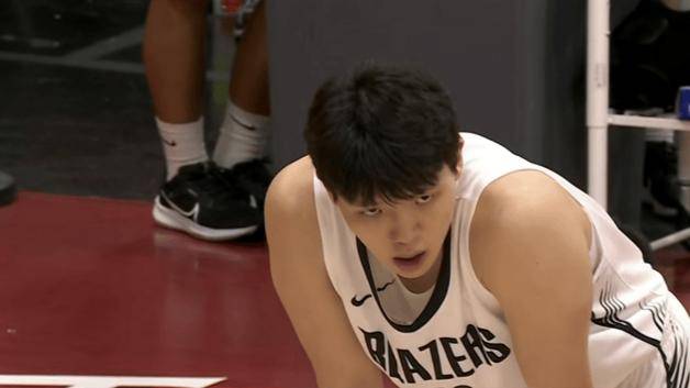 包含NBA常规赛赛前走向成谜；广州队队长鼓劲；引发热议；球队文化再被提及的词条