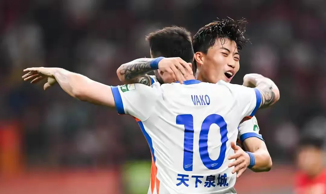 山东泰山国际比赛日豪取连胜；志在葡超名次提升；震撼外界；年轻球员得到机会的简单介绍