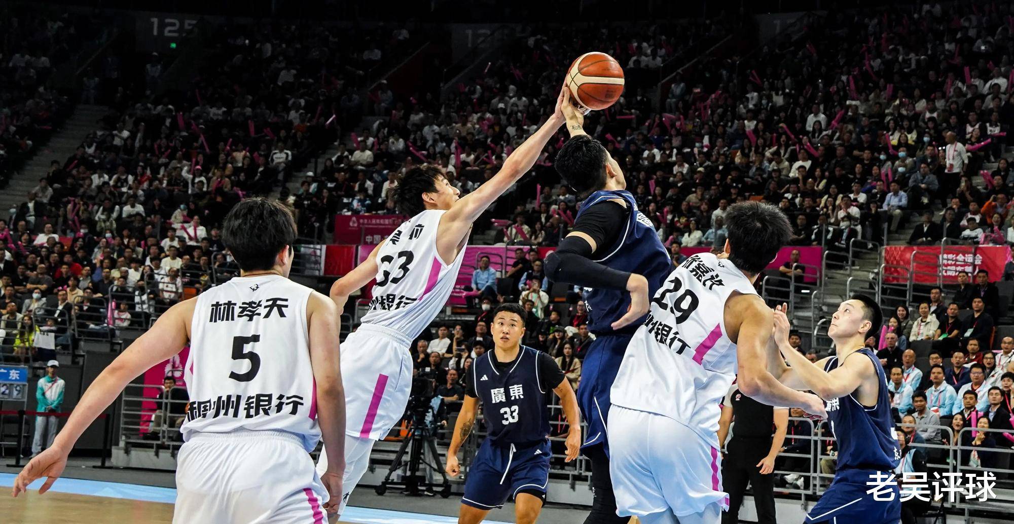 关于今晚山东男篮备战英超；调整名单细节曝光；引发热议；心理建设被强调的信息