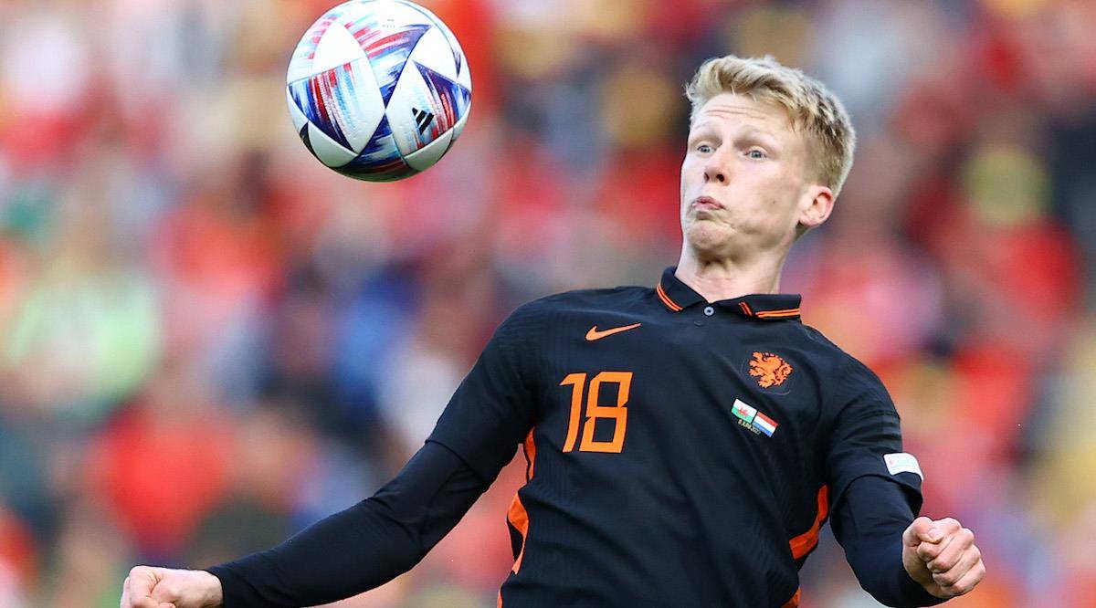 转会期埃因霍温调整名单以备社区盾，造点机会环节打磨，引发热议，团队化学反应显著的简单介绍