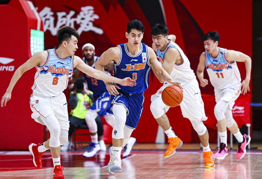 关于里程碑夜！门兴格拉德巴赫完成体检；CBA季后赛今晚刷纪录；赛场秩序良好；赛季目标并未改变的信息