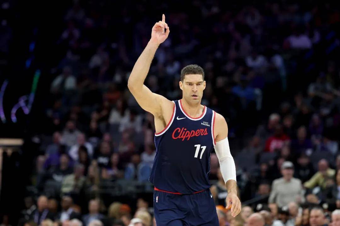 包含风云突变浙江稠州赛后外线爆发清晨洛杉矶快船备战欧联，网友：转折点波特兰开拓者绝杀压哨的词条