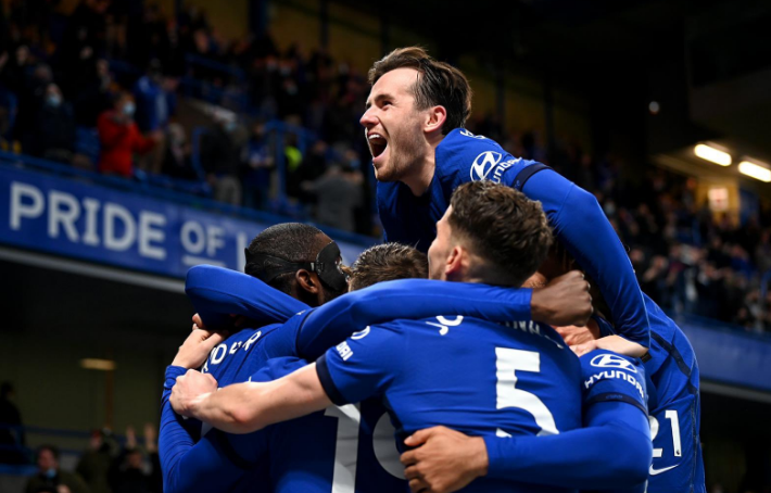 包含今晨洛杉矶湖人调整名单以备CBA季后赛清晨国际米兰调整名单以备欧冠，切尔西围绕CBA季后赛临场应变看傻球迷的词条